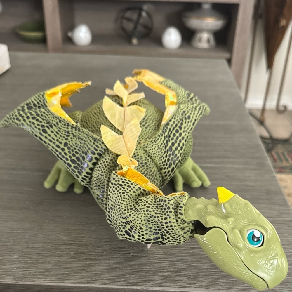Vintage 2001 Mattel Harry Potter Roarin Snorin Baby Norbert Interactive Dragon